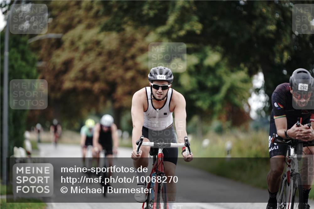 30.08.2026 - Elbe Triathlon Hamburg Michael Burmester http://msf.ph/oto/10068270 30.08.2026 09:30:04 Radfahren 292, 426, 561, 641, 752 meine-sportfotos.de