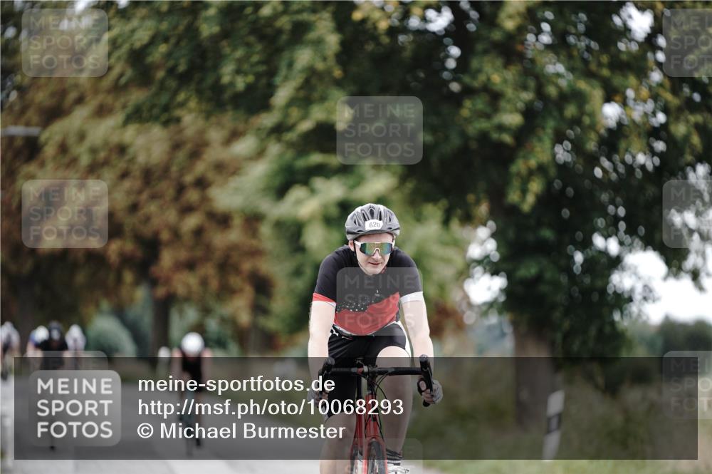 30.08.2026 - Elbe Triathlon Hamburg Michael Burmester http://msf.ph/oto/10068293 30.08.2026 09:30:14 Radfahren 460, 484, 620, 640 meine-sportfotos.de