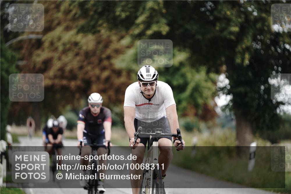 30.08.2026 - Elbe Triathlon Hamburg Michael Burmester http://msf.ph/oto/10068311 30.08.2026 09:30:25 Radfahren 321, 438, 452, 489, 527, 769, 779, 869 meine-sportfotos.de