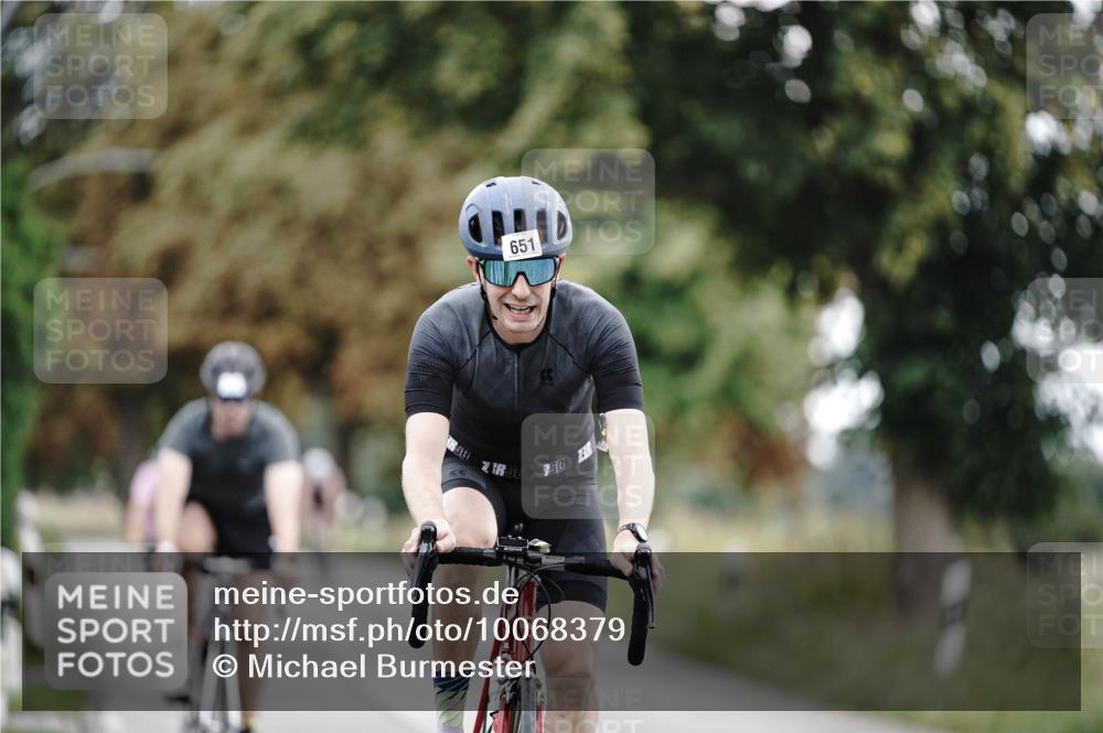 30.08.2026 - Elbe Triathlon Hamburg Michael Burmester http://msf.ph/oto/10068379 30.08.2026 09:31:04 Radfahren 260, 308, 509, 546, 553, 578, 651, 725 meine-sportfotos.de