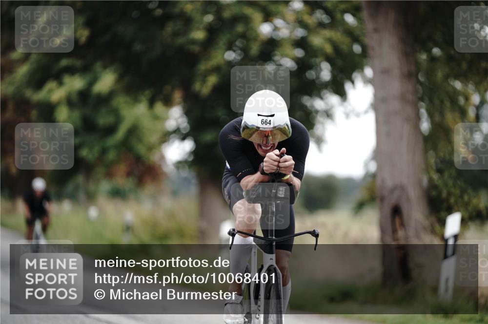 30.08.2026 - Elbe Triathlon Hamburg Michael Burmester http://msf.ph/oto/10068401 30.08.2026 09:31:17 Radfahren 196, 343, 346, 467, 664, 774 meine-sportfotos.de