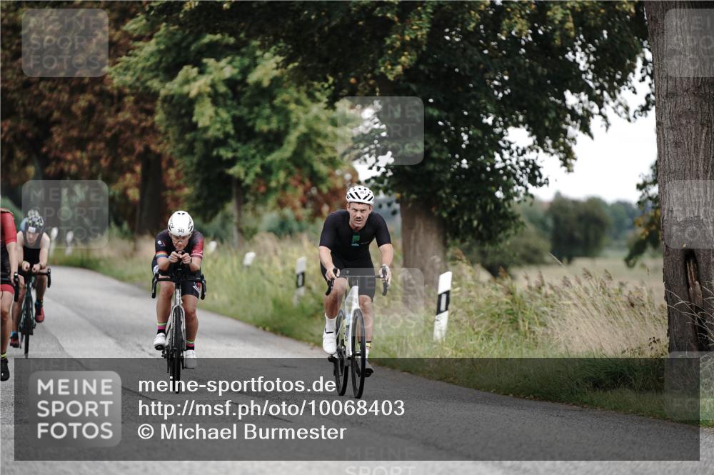 30.08.2026 - Elbe Triathlon Hamburg Michael Burmester http://msf.ph/oto/10068403 30.08.2026 09:31:19 Radfahren 196, 343, 346, 467, 637, 664, 774, 782 meine-sportfotos.de