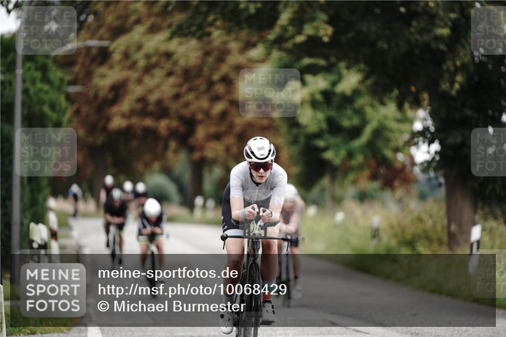 30.08.2026 - Elbe Triathlon Hamburg Michael Burmester http://msf.ph/oto/10068429 30.08.2026 09:31:35 Radfahren 285, 369, 376, 655, 701, 703, 771 meine-sportfotos.de