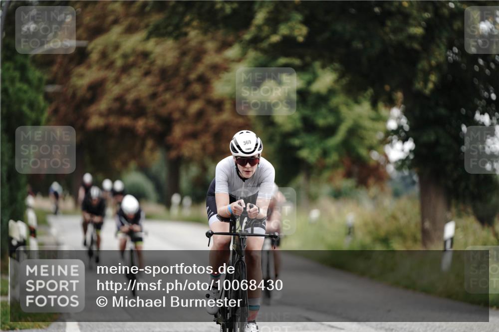 30.08.2026 - Elbe Triathlon Hamburg Michael Burmester http://msf.ph/oto/10068430 30.08.2026 09:31:35 Radfahren 285, 369, 376, 655, 701, 703, 771 meine-sportfotos.de