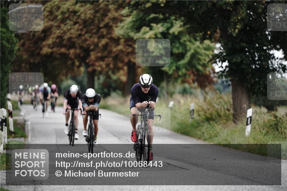 30.08.2026 - Elbe Triathlon Hamburg Michael Burmester http://msf.ph/oto/10068443 30.08.2026 09:31:41 Radfahren 276, 285, 319, 650, 655, 673 meine-sportfotos.de