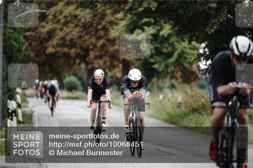 30.08.2026 - Elbe Triathlon Hamburg Michael Burmester http://msf.ph/oto/10068451 30.08.2026 09:31:42 Radfahren 276, 285, 319, 650, 655, 673 meine-sportfotos.de