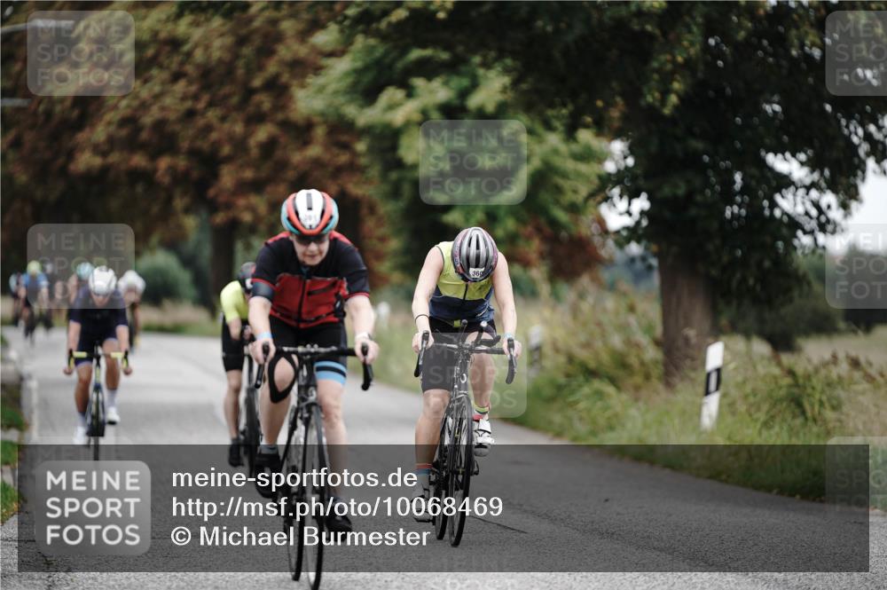30.08.2026 - Elbe Triathlon Hamburg Michael Burmester http://msf.ph/oto/10068469 30.08.2026 09:31:50 Radfahren 272, 319, 360, 361, 577, 650, 699, 704 meine-sportfotos.de