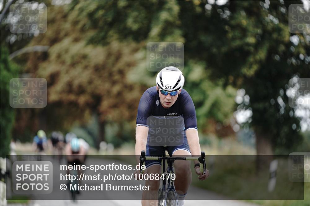 30.08.2026 - Elbe Triathlon Hamburg Michael Burmester http://msf.ph/oto/10068479 30.08.2026 09:31:52 Radfahren 272, 360, 361, 577, 675, 699, 704 meine-sportfotos.de