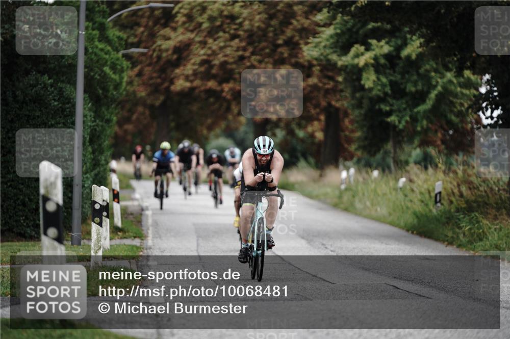 30.08.2026 - Elbe Triathlon Hamburg Michael Burmester http://msf.ph/oto/10068481 30.08.2026 09:31:53 Radfahren 272, 360, 361, 508, 577, 675, 699, 704 meine-sportfotos.de
