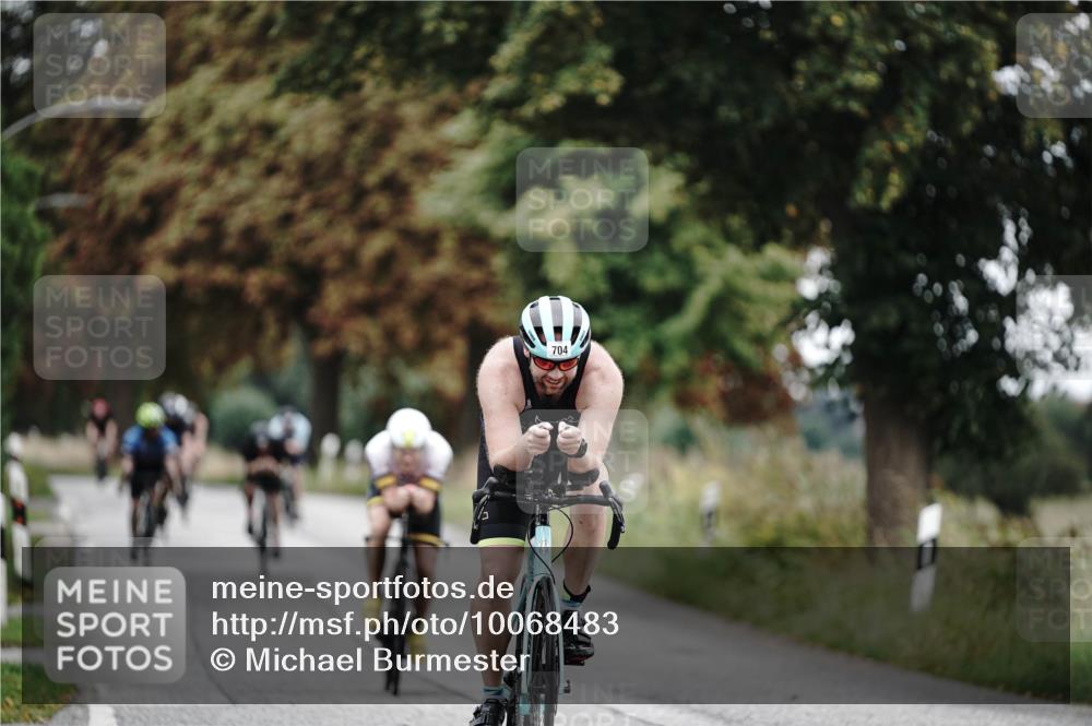 30.08.2026 - Elbe Triathlon Hamburg Michael Burmester http://msf.ph/oto/10068483 30.08.2026 09:31:55 Radfahren 263, 272, 327, 508, 538, 577, 675, 704 meine-sportfotos.de