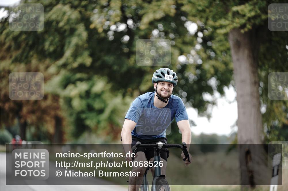 30.08.2026 - Elbe Triathlon Hamburg Michael Burmester http://msf.ph/oto/10068526 30.08.2026 09:32:18 Radfahren 305, 309, 358, 514, 841 meine-sportfotos.de