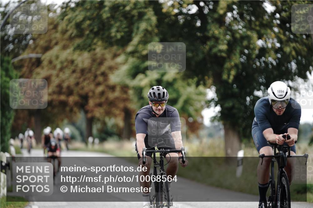 30.08.2026 - Elbe Triathlon Hamburg Michael Burmester http://msf.ph/oto/10068564 30.08.2026 09:32:56 Radfahren 228, 391, 405, 566, 1894 meine-sportfotos.de
