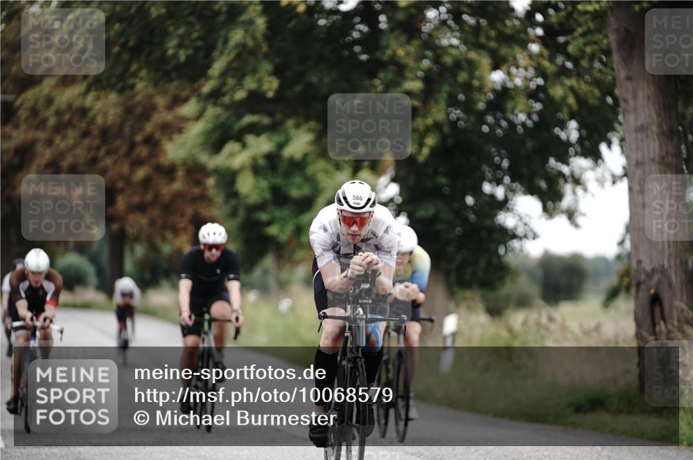 30.08.2026 - Elbe Triathlon Hamburg Michael Burmester http://msf.ph/oto/10068579 30.08.2026 09:33:03 Radfahren 228, 236, 368, 485, 501, 552, 566 meine-sportfotos.de
