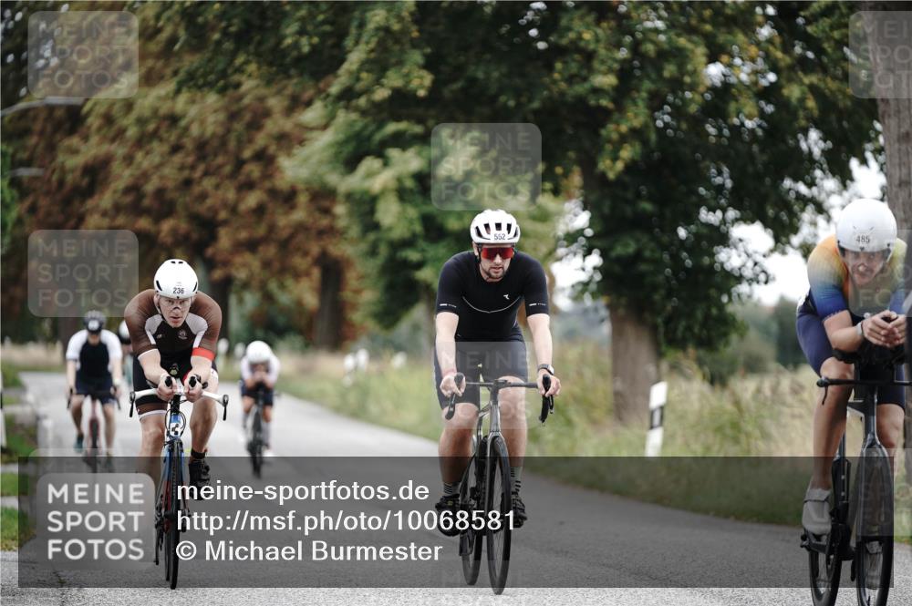 30.08.2026 - Elbe Triathlon Hamburg Michael Burmester http://msf.ph/oto/10068581 30.08.2026 09:33:04 Radfahren 228, 236, 368, 485, 501, 552, 566, 639 meine-sportfotos.de