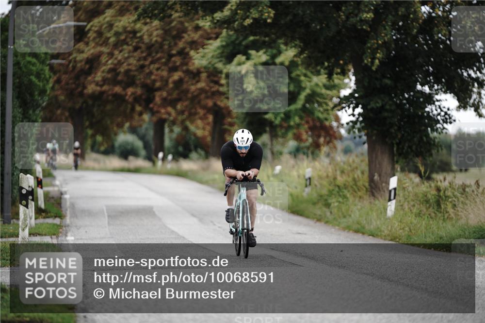 30.08.2026 - Elbe Triathlon Hamburg Michael Burmester http://msf.ph/oto/10068591 30.08.2026 09:33:10 Radfahren 501, 639 meine-sportfotos.de