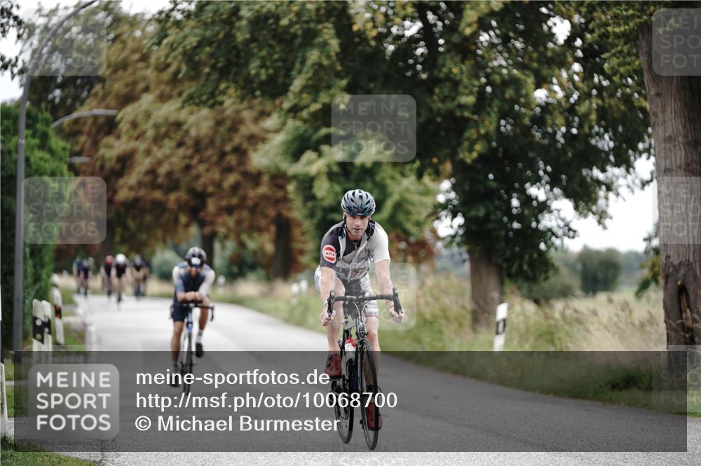 30.08.2026 - Elbe Triathlon Hamburg Michael Burmester http://msf.ph/oto/10068700 30.08.2026 09:34:19 Radfahren 281, 482, 536, 588 meine-sportfotos.de