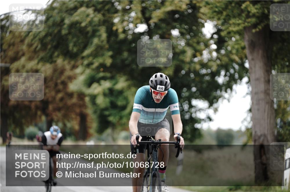 30.08.2026 - Elbe Triathlon Hamburg Michael Burmester http://msf.ph/oto/10068728 30.08.2026 09:34:33 Radfahren 208, 301, 690 meine-sportfotos.de