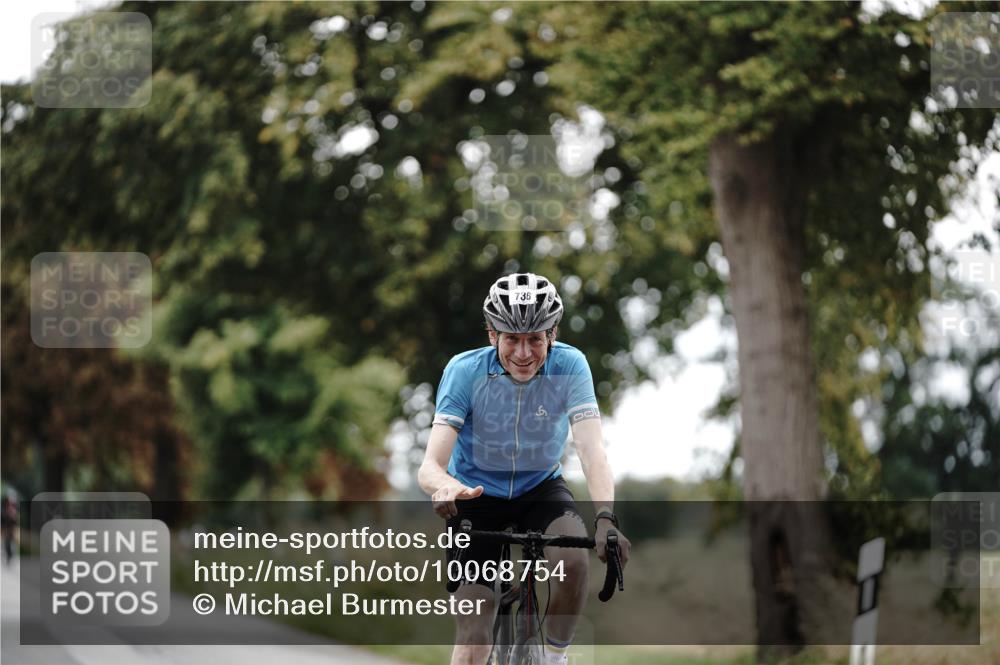 30.08.2026 - Elbe Triathlon Hamburg Michael Burmester http://msf.ph/oto/10068754 30.08.2026 09:34:56 Radfahren 436, 492, 533, 736, 754 meine-sportfotos.de