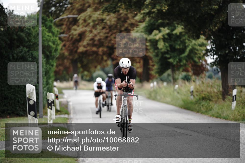 30.08.2026 - Elbe Triathlon Hamburg Michael Burmester http://msf.ph/oto/10068882 30.08.2026 09:36:13 Radfahren 280, 420, 500, 554 meine-sportfotos.de