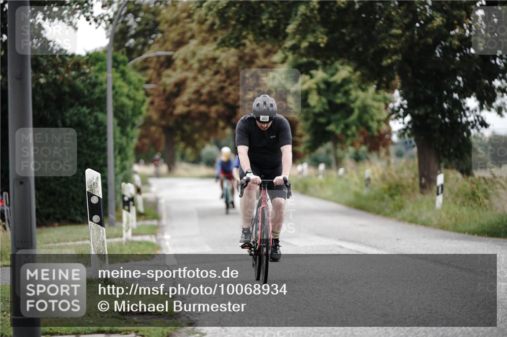 30.08.2026 - Elbe Triathlon Hamburg Michael Burmester http://msf.ph/oto/10068934 30.08.2026 09:37:05 Radfahren 443, 457, 600, 634, 648 meine-sportfotos.de