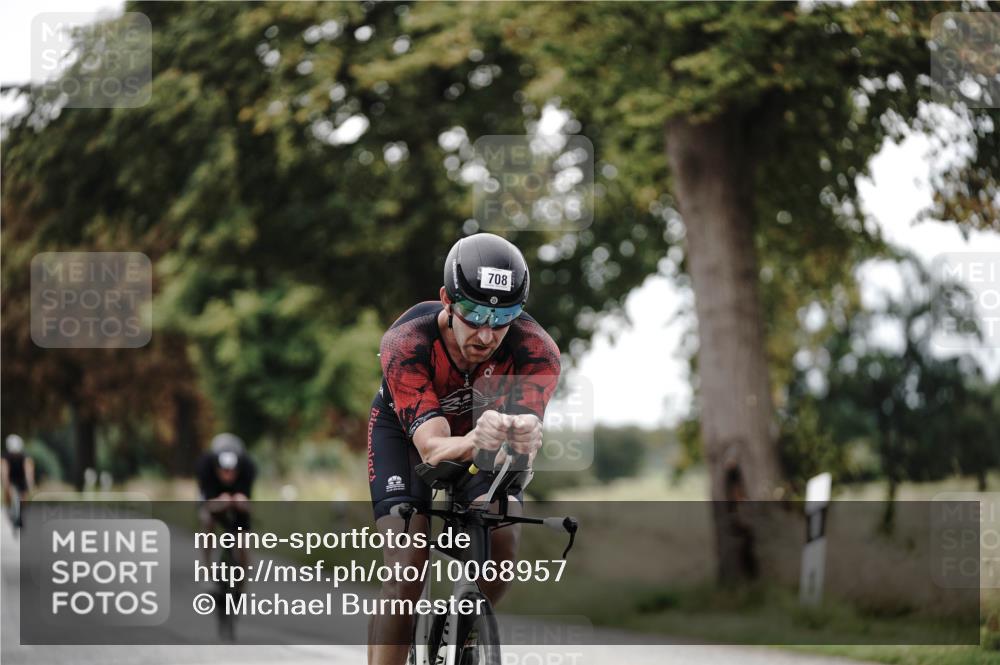 30.08.2026 - Elbe Triathlon Hamburg Michael Burmester http://msf.ph/oto/10068957 30.08.2026 09:37:16 Radfahren 660, 708 meine-sportfotos.de
