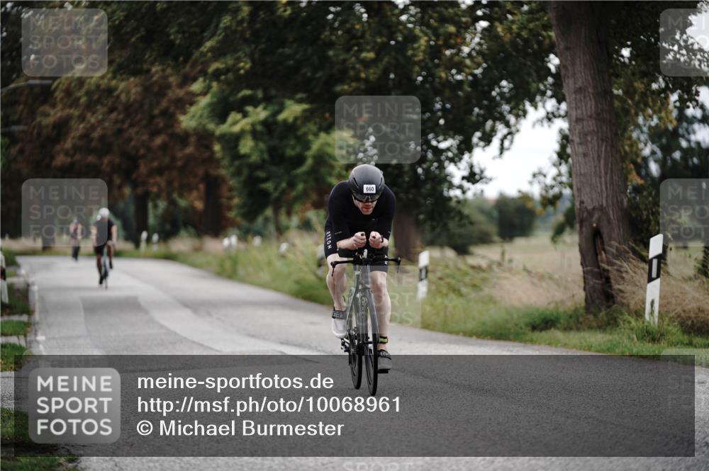 30.08.2026 - Elbe Triathlon Hamburg Michael Burmester http://msf.ph/oto/10068961 30.08.2026 09:37:17 Radfahren 400, 660, 708 meine-sportfotos.de
