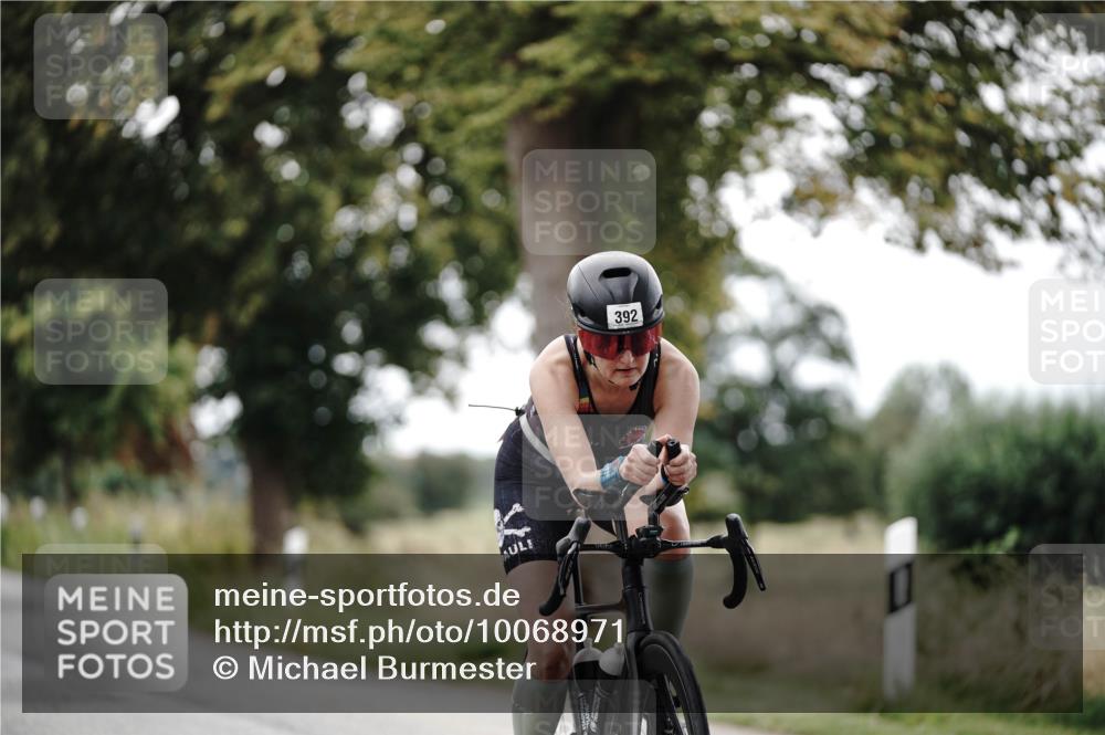 30.08.2026 - Elbe Triathlon Hamburg Michael Burmester http://msf.ph/oto/10068971 30.08.2026 09:37:27 Radfahren 392, 400, 916 meine-sportfotos.de