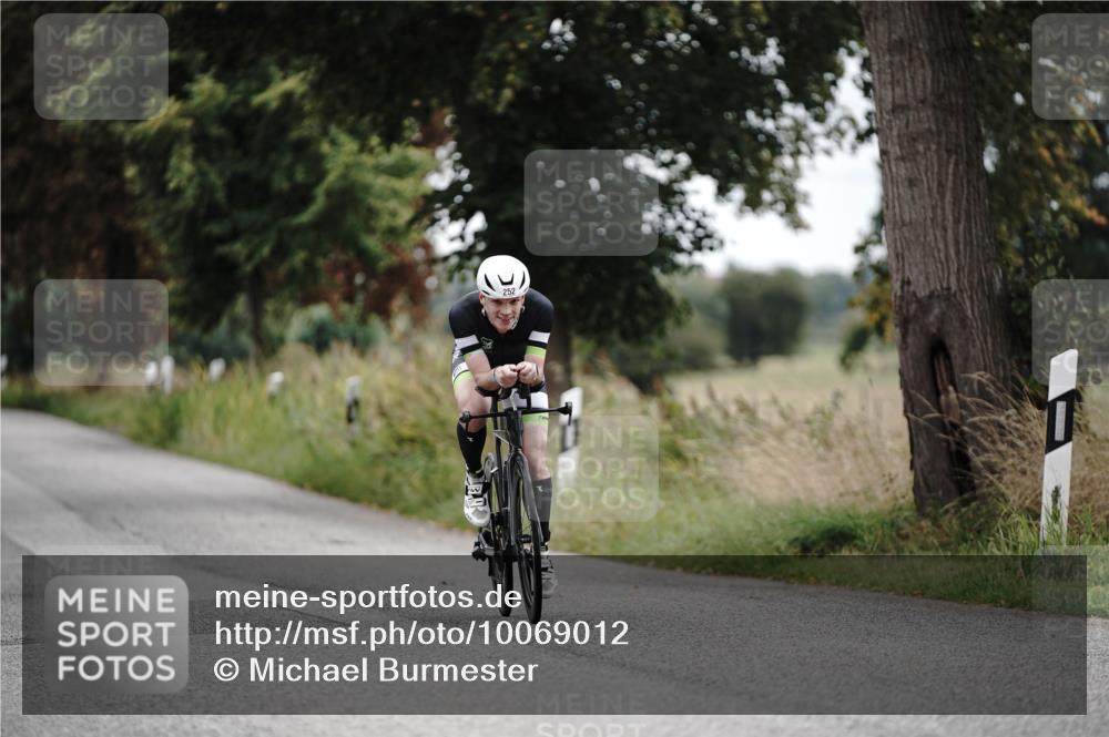 30.08.2026 - Elbe Triathlon Hamburg Michael Burmester http://msf.ph/oto/10069012 30.08.2026 09:38:06 Radfahren 252, 283, 573, 721, 791 meine-sportfotos.de
