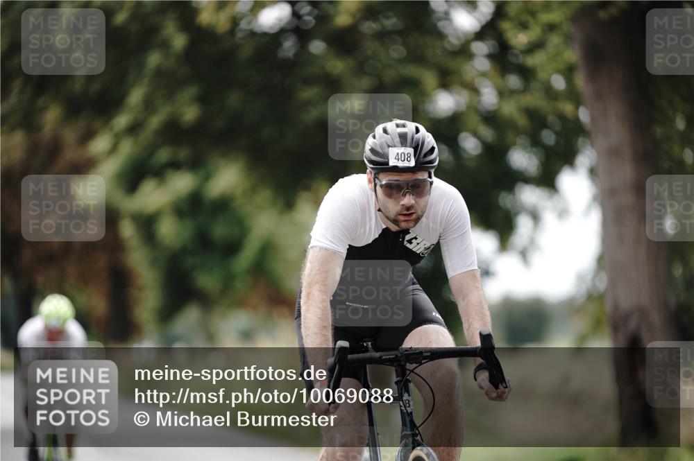 30.08.2026 - Elbe Triathlon Hamburg Michael Burmester http://msf.ph/oto/10069088 30.08.2026 09:38:53 Radfahren 269, 385, 408, 541, 732, 856 meine-sportfotos.de