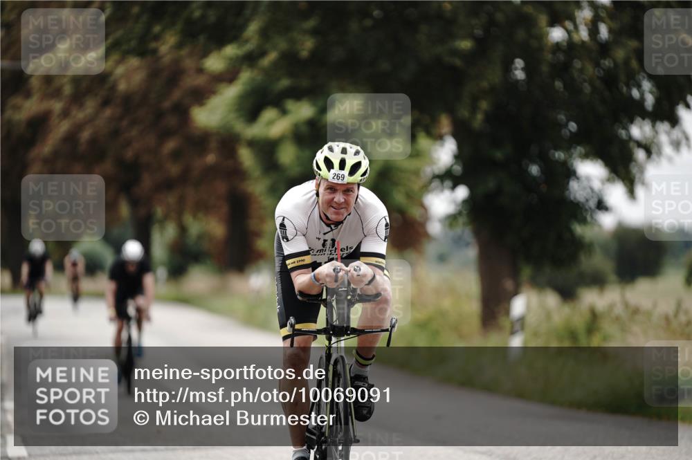 30.08.2026 - Elbe Triathlon Hamburg Michael Burmester http://msf.ph/oto/10069091 30.08.2026 09:38:54 Radfahren 269, 385, 408, 541, 732, 856 meine-sportfotos.de