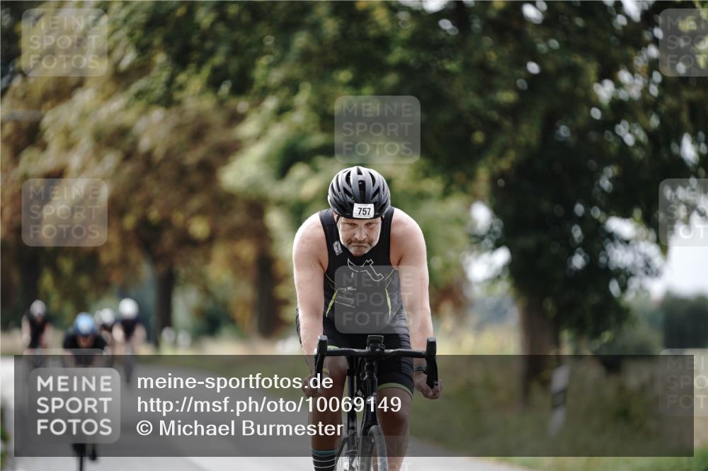 30.08.2026 - Elbe Triathlon Hamburg Michael Burmester http://msf.ph/oto/10069149 30.08.2026 09:39:33 Radfahren 531, 621, 646, 757, 773, 843, 917 meine-sportfotos.de