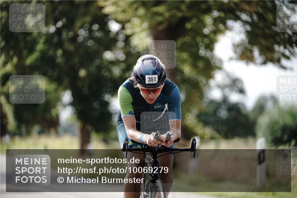 30.08.2026 - Elbe Triathlon Hamburg Michael Burmester http://msf.ph/oto/10069279 30.08.2026 09:40:56 Radfahren 245, 351, 382, 581 meine-sportfotos.de