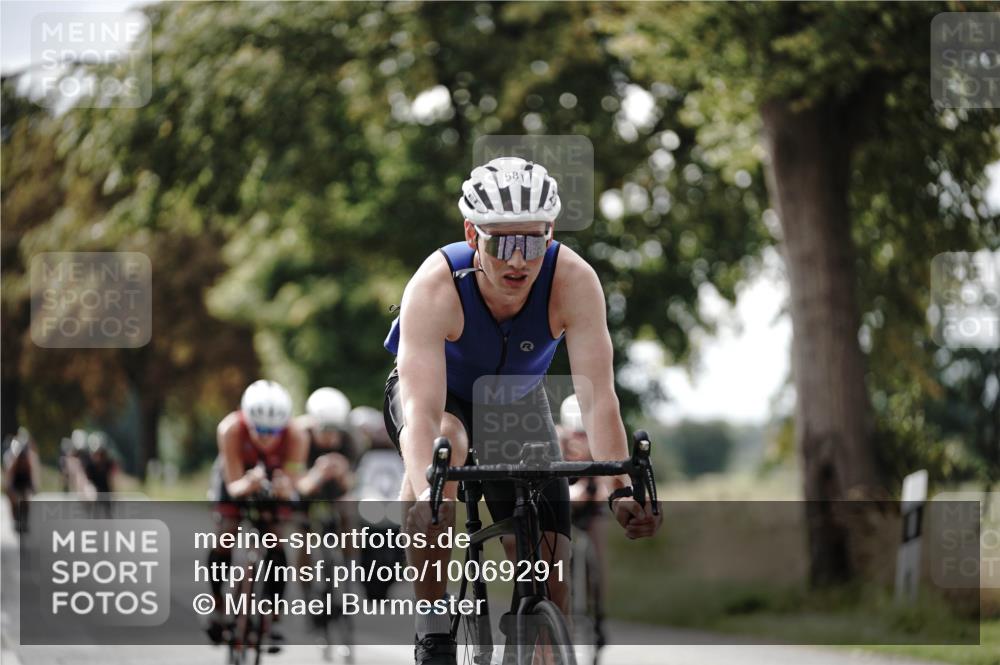 30.08.2026 - Elbe Triathlon Hamburg Michael Burmester http://msf.ph/oto/10069291 30.08.2026 09:41:04 Radfahren 251, 294, 341, 347, 382, 563, 581, 756, 802, 1896 meine-sportfotos.de