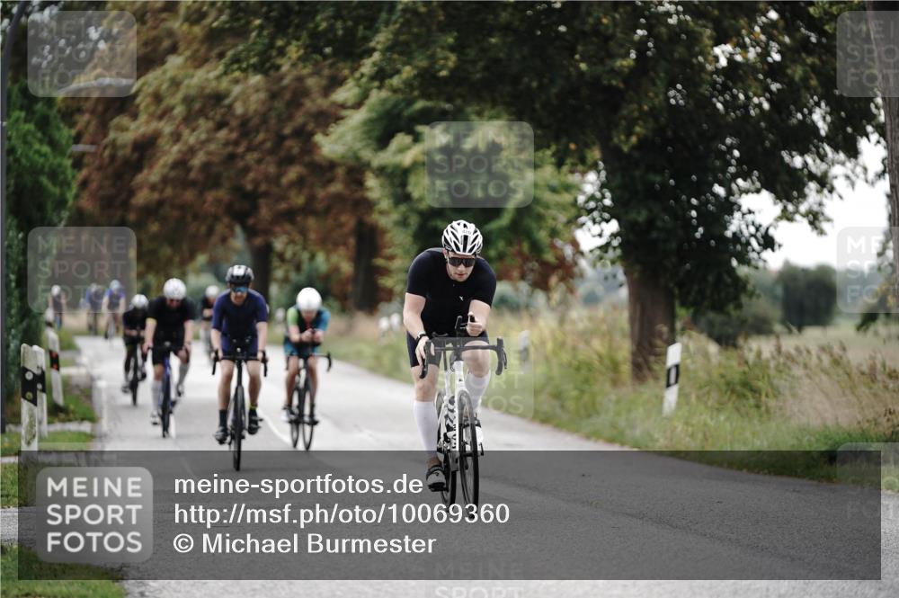 30.08.2026 - Elbe Triathlon Hamburg Michael Burmester http://msf.ph/oto/10069360 30.08.2026 09:41:43 Radfahren 202, 325, 480, 534, 547, 585, 619 meine-sportfotos.de
