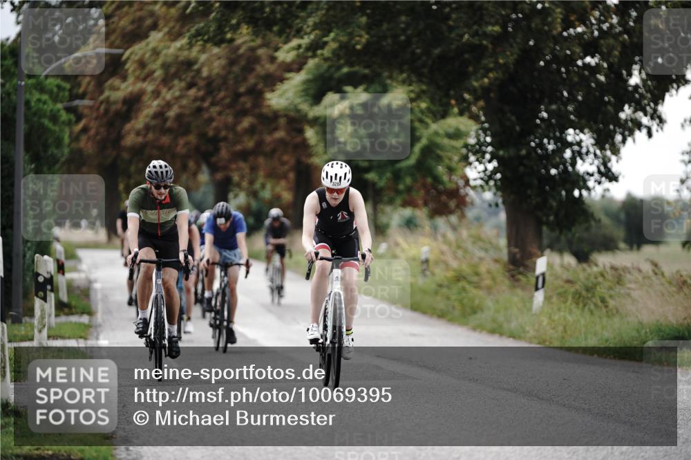 30.08.2026 - Elbe Triathlon Hamburg Michael Burmester http://msf.ph/oto/10069395 30.08.2026 09:42:03 Radfahren 328, 334, 340, 423, 445, 505, 528, 544, 608, 611, 694, 731 meine-sportfotos.de