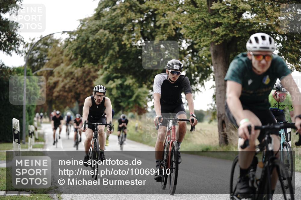 30.08.2026 - Elbe Triathlon Hamburg Michael Burmester http://msf.ph/oto/10069410 30.08.2026 09:42:07 Radfahren 253, 334, 340, 409, 423, 445, 505, 528, 544, 608, 611, 694, 731 meine-sportfotos.de
