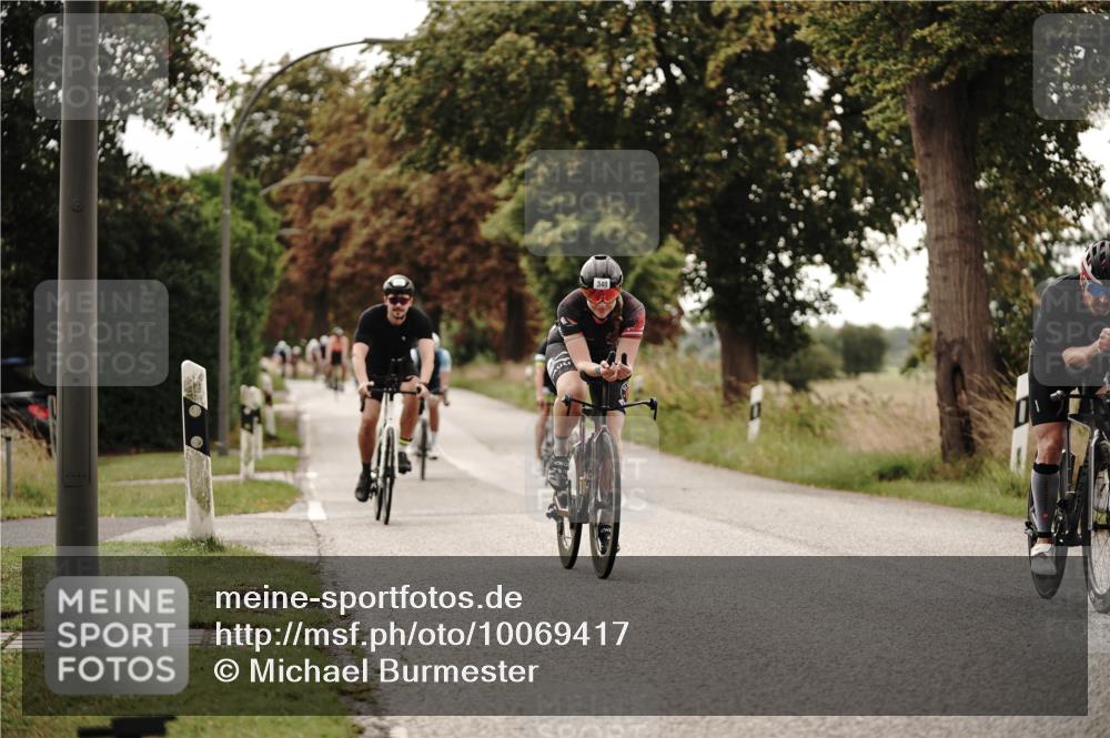 30.08.2026 - Elbe Triathlon Hamburg Michael Burmester http://msf.ph/oto/10069417 30.08.2026 09:42:10 Radfahren 253, 340, 409, 505, 528, 544, 605, 608, 613, 694, 731 meine-sportfotos.de