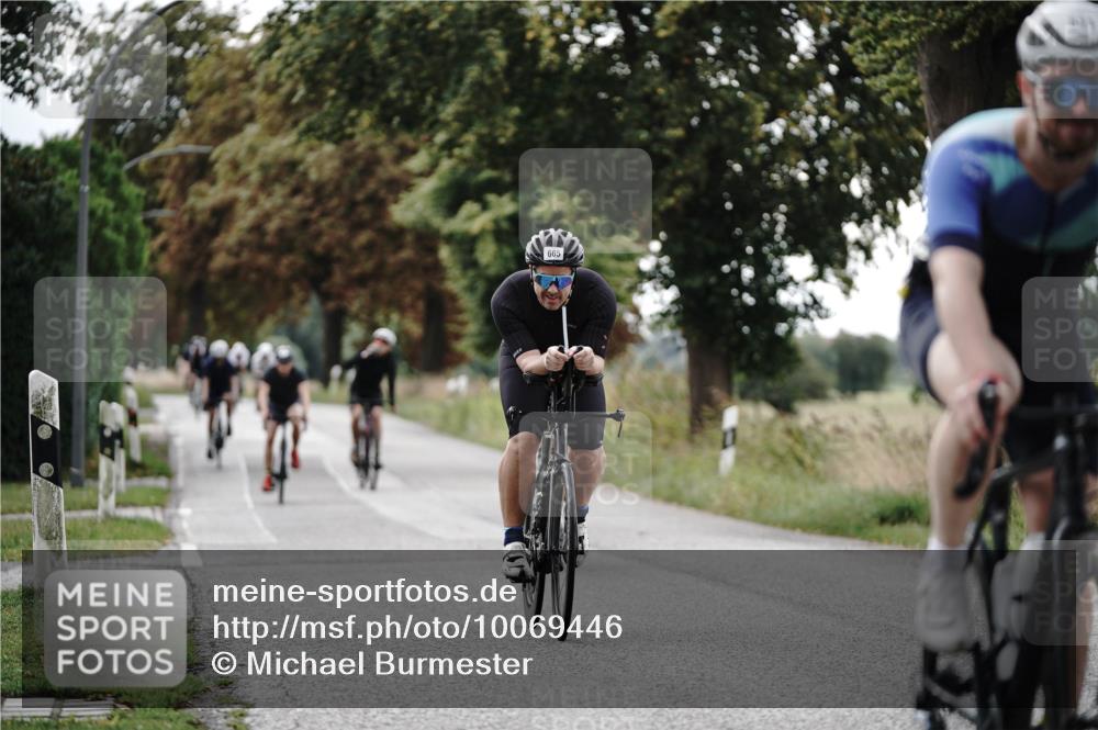 30.08.2026 - Elbe Triathlon Hamburg Michael Burmester http://msf.ph/oto/10069446 30.08.2026 09:42:23 Radfahren 261, 357, 417, 503, 506, 607, 631, 665, 689, 697, 698 meine-sportfotos.de
