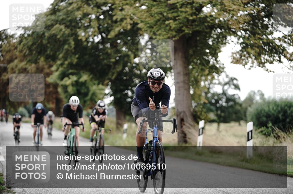 30.08.2026 - Elbe Triathlon Hamburg Michael Burmester http://msf.ph/oto/10069510 30.08.2026 09:42:53 Radfahren 275, 331, 383, 527, 734, 976 meine-sportfotos.de
