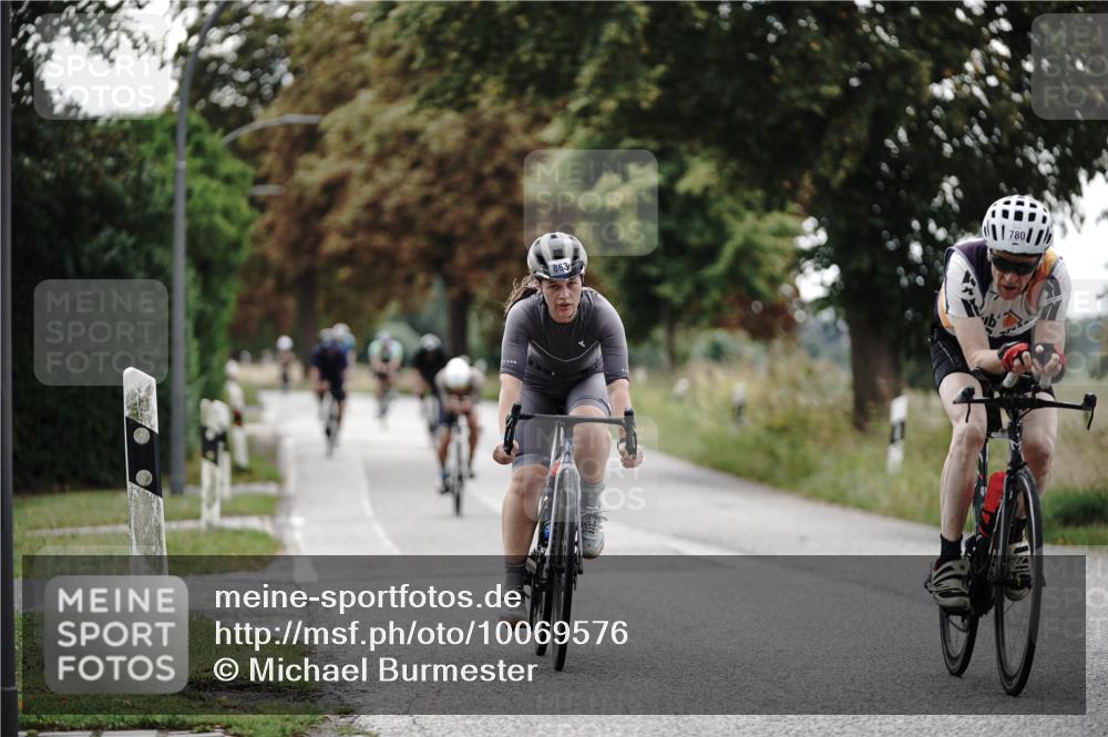 30.08.2026 - Elbe Triathlon Hamburg Michael Burmester http://msf.ph/oto/10069576 30.08.2026 09:43:29 Radfahren 249, 624, 641, 647, 780, 863 meine-sportfotos.de