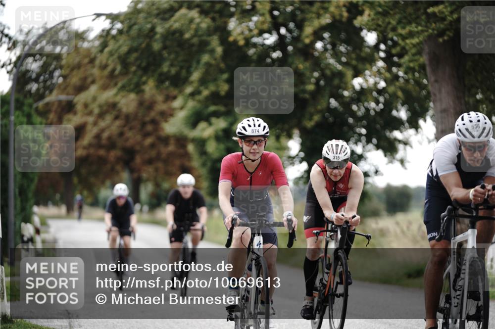 30.08.2026 - Elbe Triathlon Hamburg Michael Burmester http://msf.ph/oto/10069613 30.08.2026 09:43:47 Radfahren 315, 374, 656, 799, 874 meine-sportfotos.de