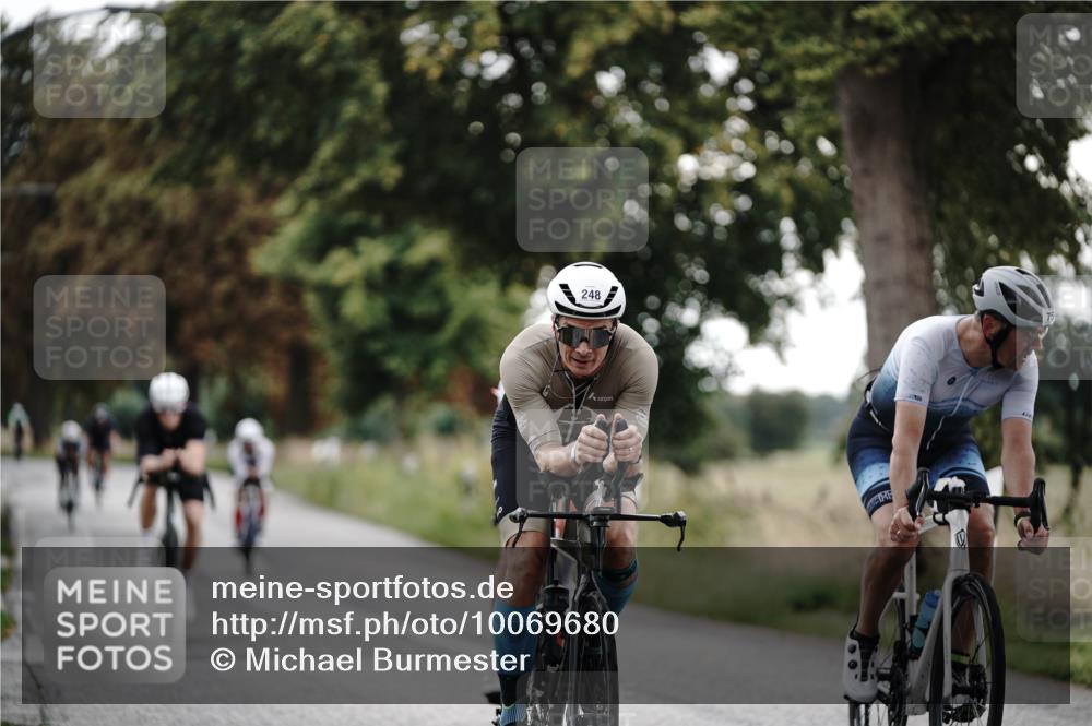 30.08.2026 - Elbe Triathlon Hamburg Michael Burmester http://msf.ph/oto/10069680 30.08.2026 09:44:23 Radfahren 248, 317, 367, 394, 558, 750, 752, 779 meine-sportfotos.de