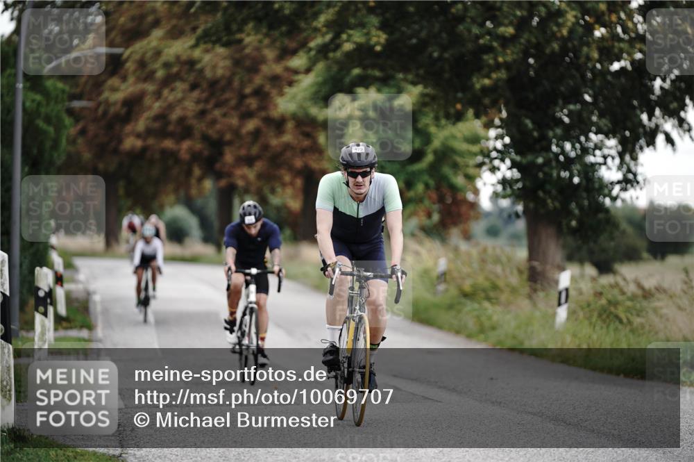 30.08.2026 - Elbe Triathlon Hamburg Michael Burmester http://msf.ph/oto/10069707 30.08.2026 09:44:42 Radfahren 292, 430, 475, 532, 635, 848 meine-sportfotos.de