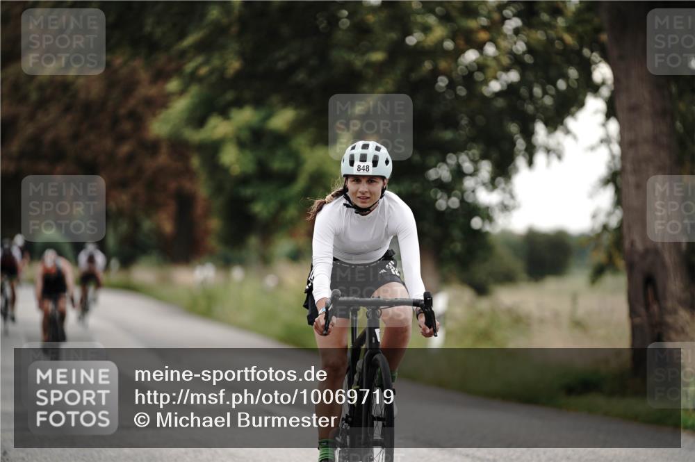 30.08.2026 - Elbe Triathlon Hamburg Michael Burmester http://msf.ph/oto/10069719 30.08.2026 09:44:47 Radfahren 273, 284, 635, 724, 848 meine-sportfotos.de