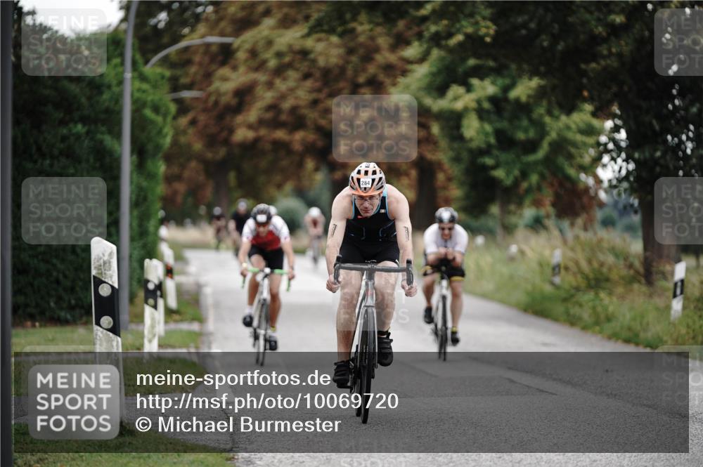 30.08.2026 - Elbe Triathlon Hamburg Michael Burmester http://msf.ph/oto/10069720 30.08.2026 09:44:50 Radfahren 273, 284, 636, 701, 724, 848, 864 meine-sportfotos.de