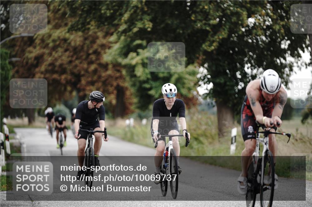 30.08.2026 - Elbe Triathlon Hamburg Michael Burmester http://msf.ph/oto/10069737 30.08.2026 09:44:56 Radfahren 452, 495, 636, 664, 701, 769, 864 meine-sportfotos.de