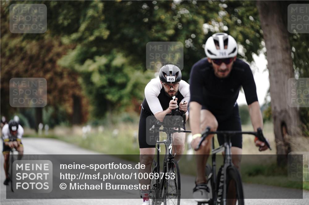 30.08.2026 - Elbe Triathlon Hamburg Michael Burmester http://msf.ph/oto/10069753 30.08.2026 09:45:04 Radfahren 274, 495, 664, 769, 798 meine-sportfotos.de