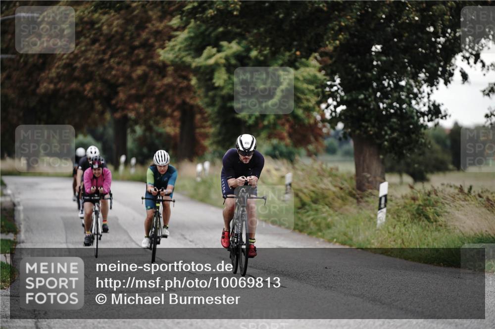 30.08.2026 - Elbe Triathlon Hamburg Michael Burmester http://msf.ph/oto/10069813 30.08.2026 09:45:37 Radfahren 354, 548, 655, 673, 859, 869 meine-sportfotos.de