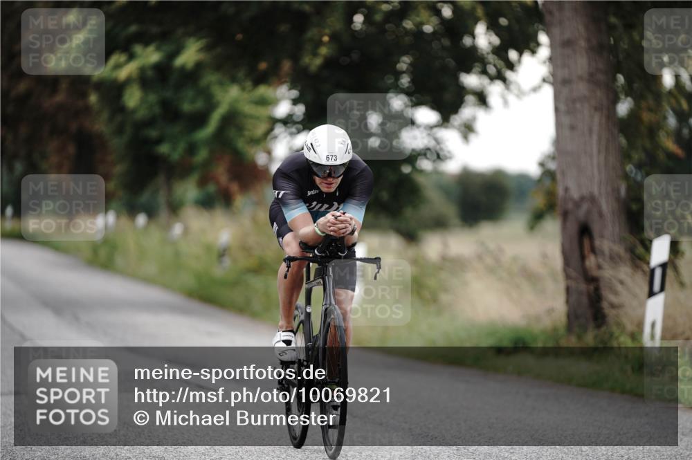 30.08.2026 - Elbe Triathlon Hamburg Michael Burmester http://msf.ph/oto/10069821 30.08.2026 09:45:42 Radfahren 354, 548, 673, 859 meine-sportfotos.de