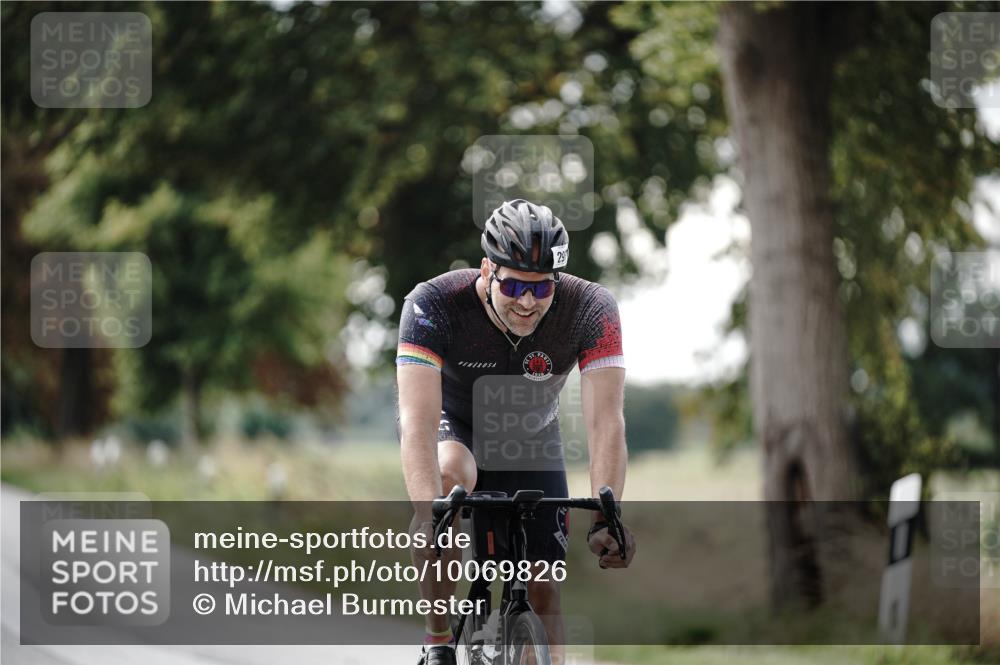 30.08.2026 - Elbe Triathlon Hamburg Michael Burmester http://msf.ph/oto/10069826 30.08.2026 09:49:19 Radfahren 293, 329, 391, 509 meine-sportfotos.de